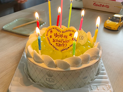 誕生日ケーキ
